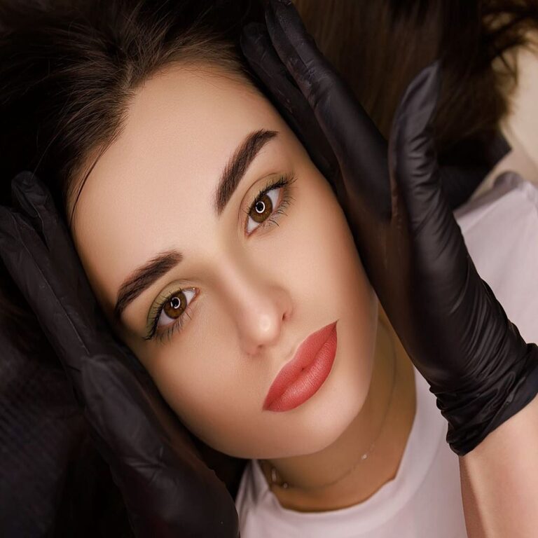 Permanent Make-Up Behandlung